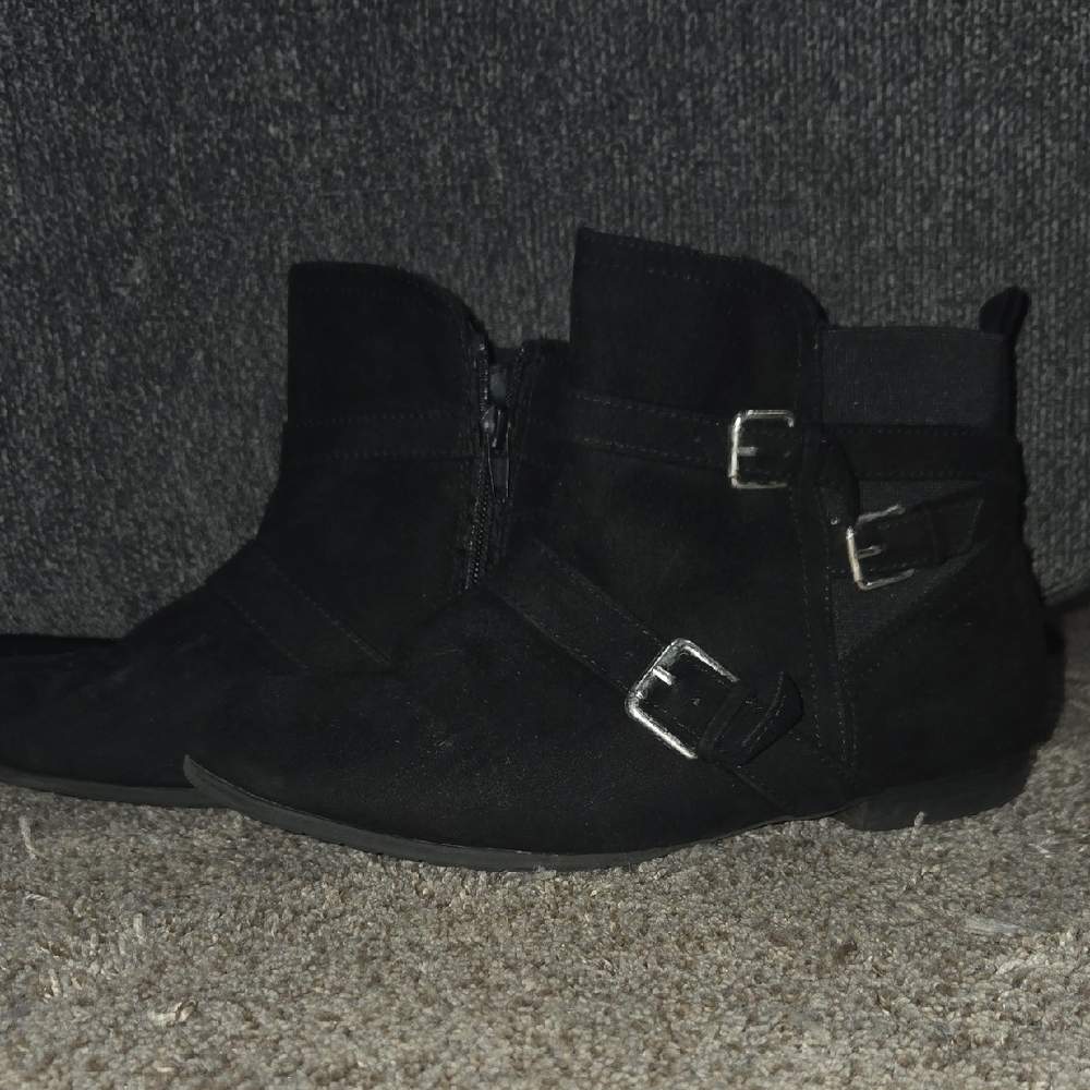 Kohl's Black Ankle Boots with Zipper